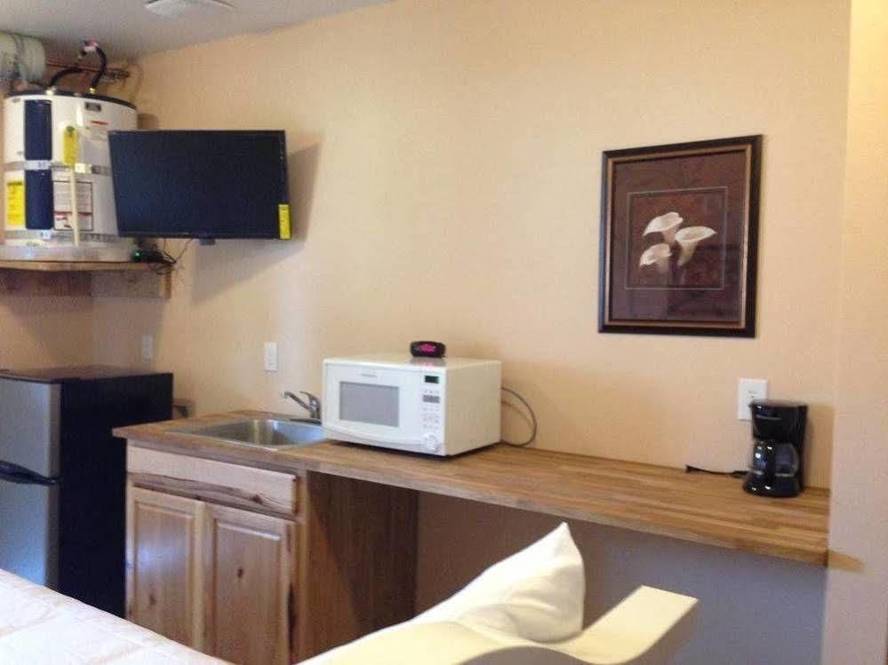 Orca Inn Suites Ferndale Εξωτερικό φωτογραφία